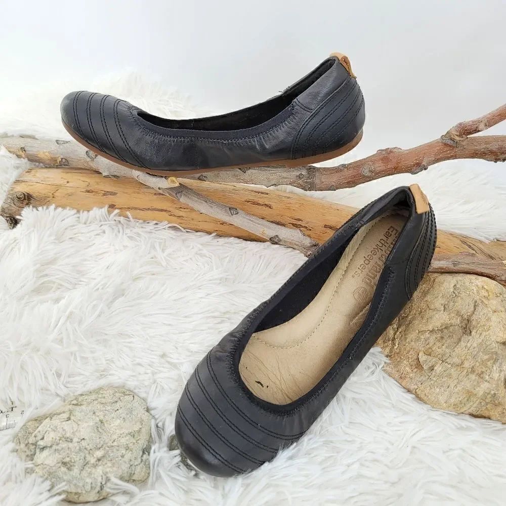 Timberland black leather ballet flats